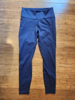 NWT Fabletics Powerhold Leggings, Navy, Size M